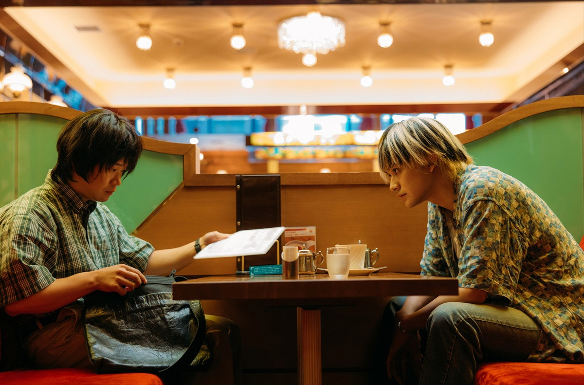 北村匠海＆林裕太＆綾野剛らが魅せる＜素顔＞と＜裏の顔＞ 『愚か者の身分』場面写真10点解禁