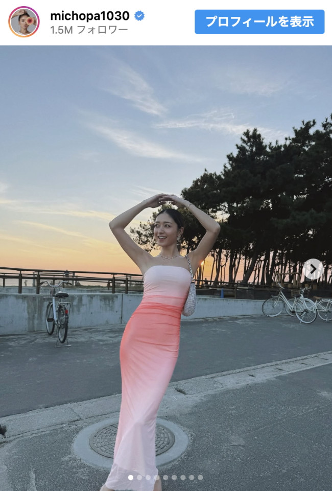 友人の結婚式に出席したみちょぱ　※「池田美優」インスタグラム