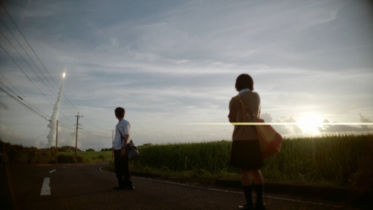 実写版『秒速』場面写真解禁　松村北斗と高畑充希が紡ぐ、原作アニメの印象的なシーンが満載！