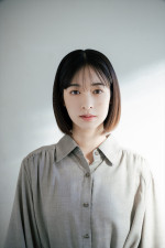 映画『ザ・カース』に出演する海津雪乃