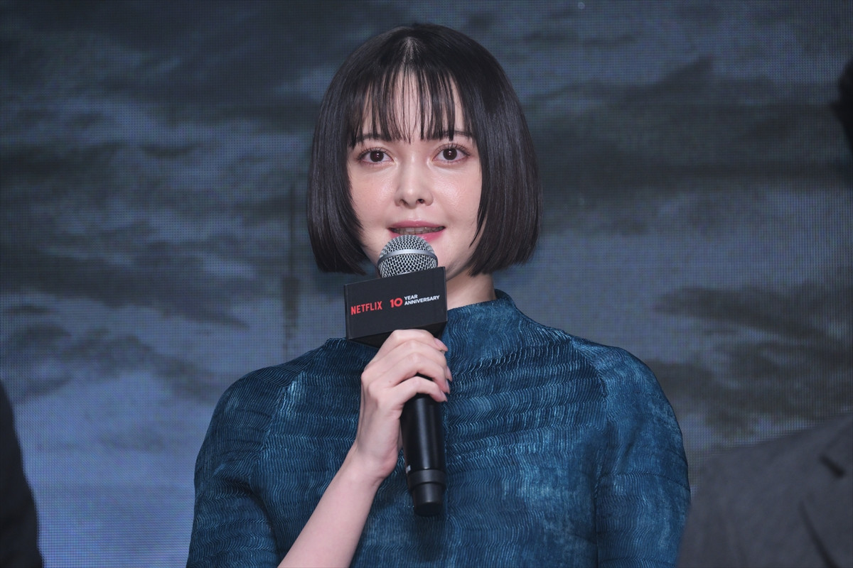磯村勇斗、『今際の国のアリス』で共演の毎熊克哉と相思相愛「ずっとバディ」「もう離れられない」