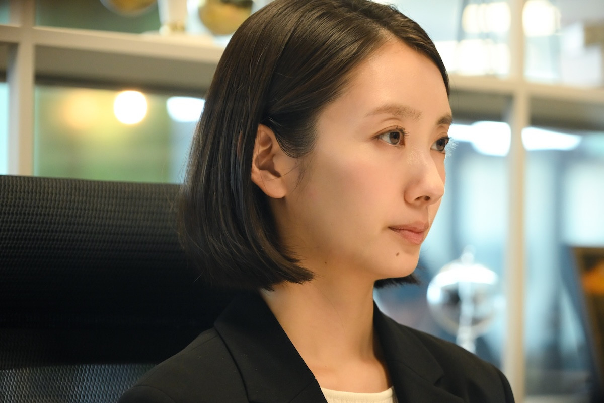 今夜スタート『フェイクマミー』波瑠＆川栄李奈が禁断の“ニセママ契約”を結ぶ主人公に