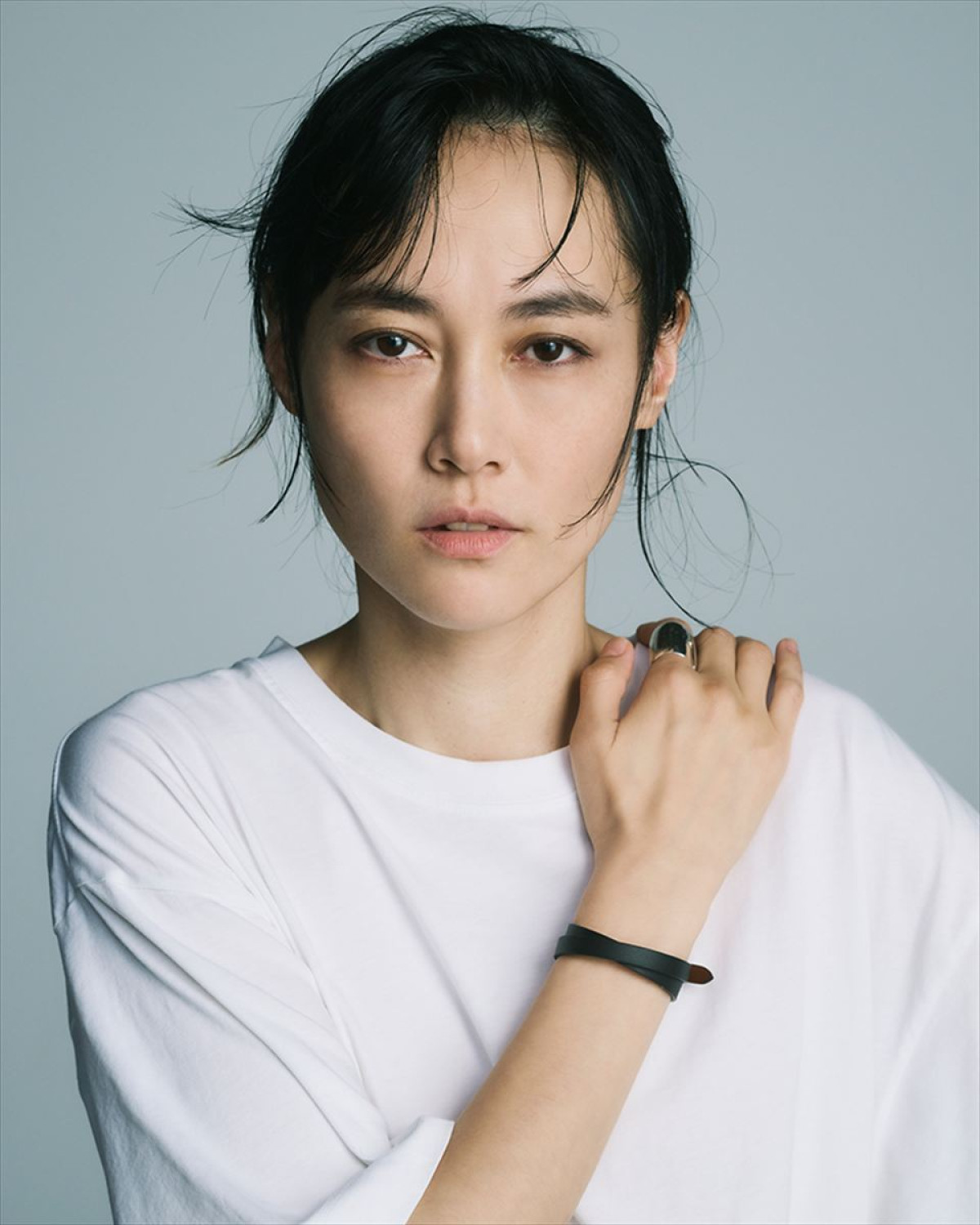 三谷幸喜による新作舞台で小栗旬が主演！　『いのこりぐみ』来年1月上演、舞台初挑戦の菊地凛子も出演へ