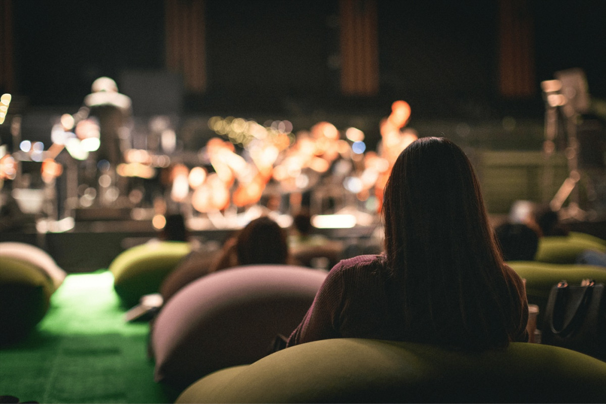 寝そべって聴くオーケストラ「CHILL CLASSIC CONCERT」26年開催の神戸・横浜・静岡・広島公演、10.4先行受付開始
