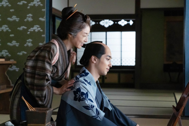 大河ドラマ『べらぼう~蔦重栄華乃夢噺~』第41回「歌麿筆美人大首絵」より