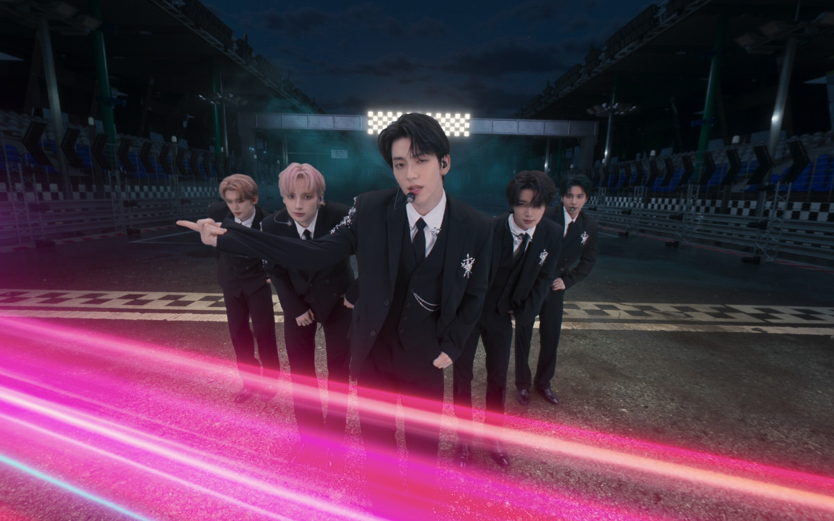 20251010 TOMORROW X TOGETHER VR CONCERT：HEART ATTACK