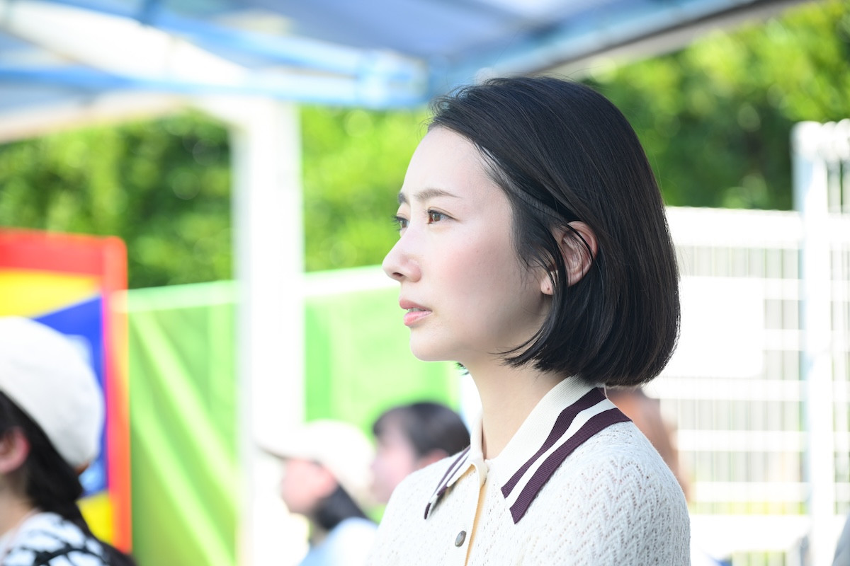 今夜スタート『フェイクマミー』波瑠＆川栄李奈が禁断の“ニセママ契約”を結ぶ主人公に