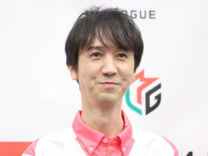 綾野剛×繰上和美 肖像作品集 【Portrait】 写真集 写真総点数545枚！ 綾野剛の肖像作品集発売 写真家・操上和美が