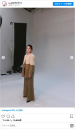 高石あかりが披露した雑誌「美的」のオフショット　※「高石あかり」インスタグラム