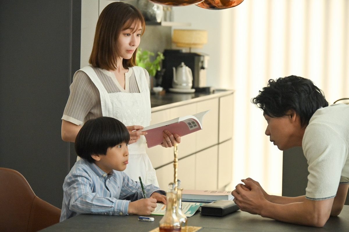 『フェイクマミー』“茉海恵”川栄李奈、元カレ“慎吾”笠松将の“突撃”に絶句　ネット騒然「最悪」「怖すぎる」（ネタバレあり）