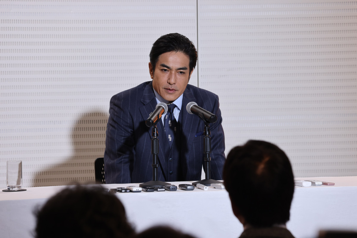 『ESCAPE』第5話　“大介”佐野勇斗、“斎藤”飯田基祐の死を知りショックを受ける