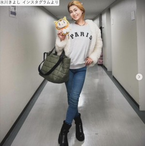 氷川きよし、ソロショット　※「氷川きよし」インスタグラム