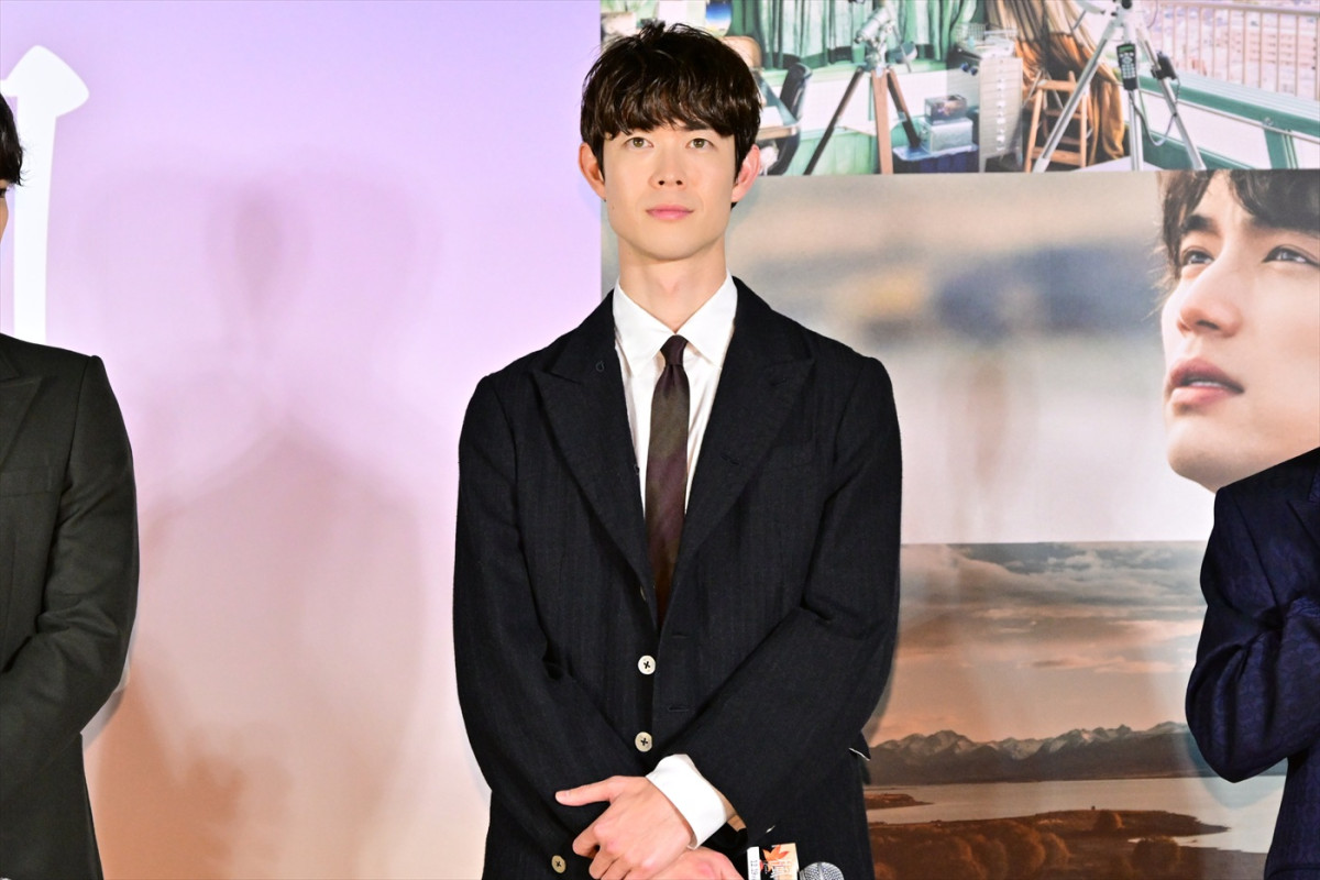 福士蒼汰、福原遥、トラジャ宮近海斗らが“楓色”カーペットに登場！　映画『楓』ジャパンプレミア