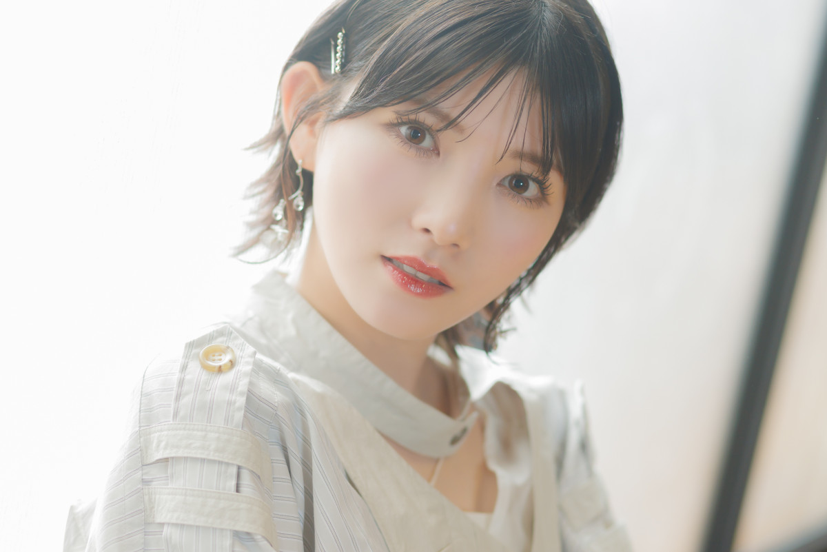 岡田奈々、体調不良での休養を経て意識に変化　新アルバムは「自分の中の黒い部分がだんだん浄化されて過去イチ”ポジティブ”に」