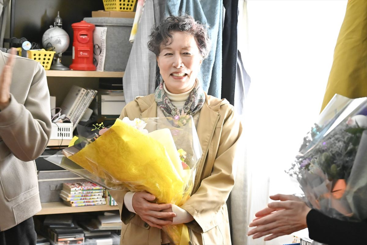 宮崎あおい、まさかの大号泣！　『ちょっとだけエスパー』大泉洋らキャスト陣クランクアップ