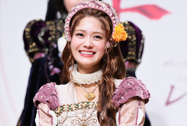 奥田いろは、ミュージカル『レイディ・ベス』製作発表記者会見に登場