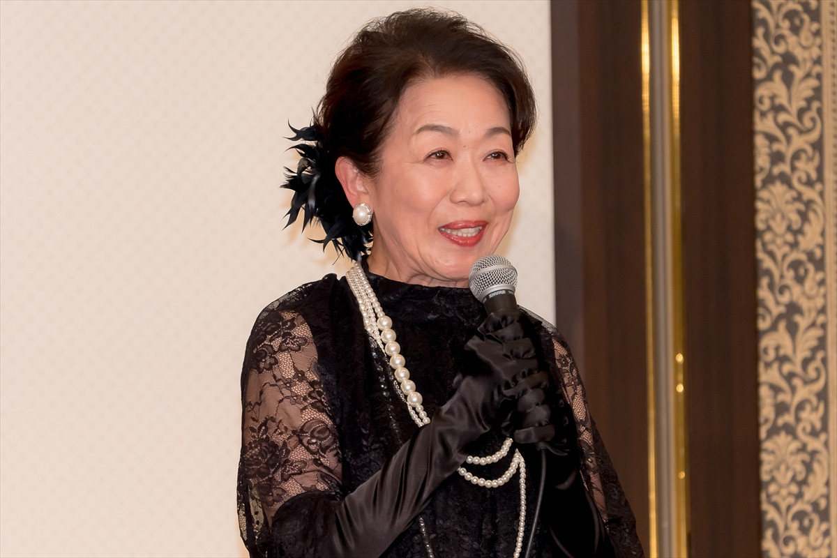 大竹しのぶ、長男結婚式でのさんまの神対応報道に「自分で流したんじゃない？」