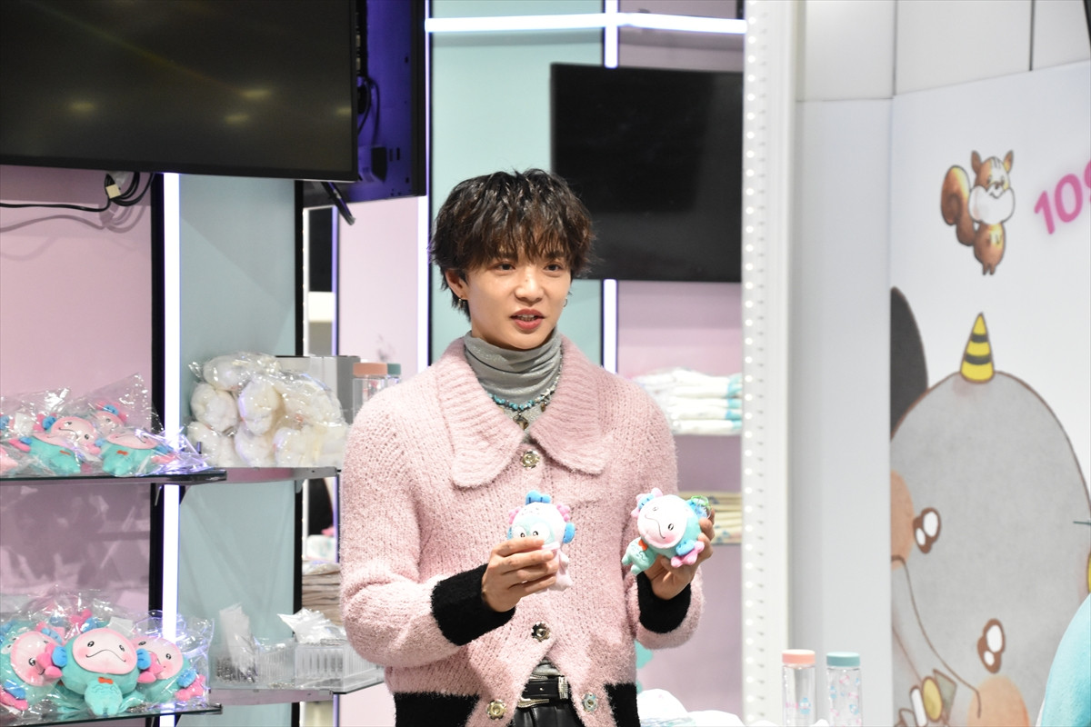 佐藤⼤樹、ハンギョドンにメロメロ「家に連れて帰りたい」　一緒に“Choo Choo TRAINダンス”も