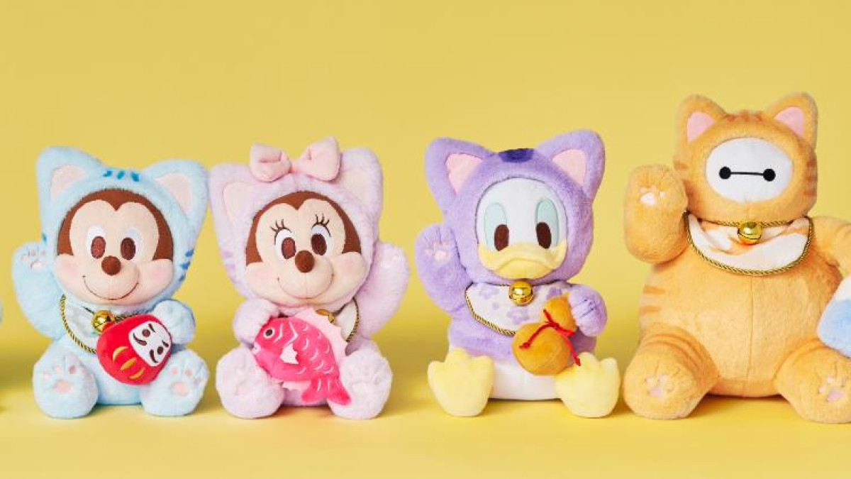 ディズニーストア「迎春コレクション」発売へ！ お得な“ラッキーバッグ