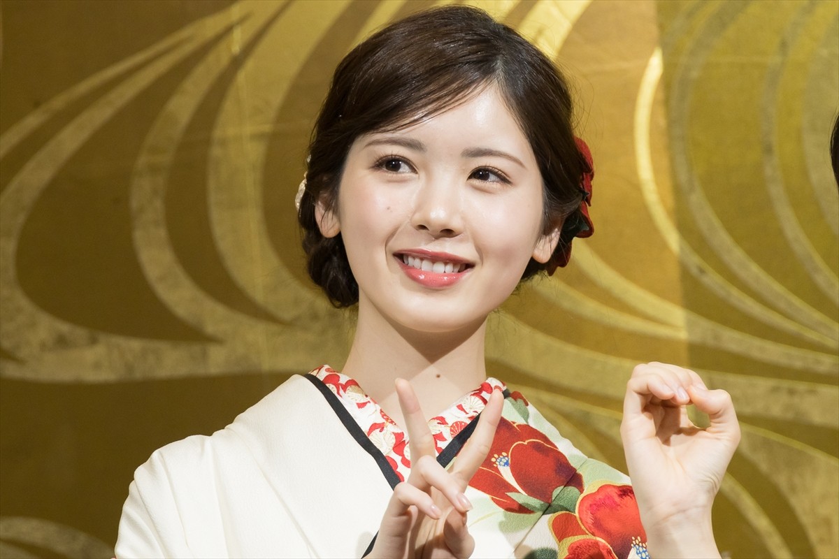 乃木坂46・筒井あやめ＆井上和が2人で成人式「私たちは“にょろにょろ世代”です！」