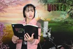 映画『ウィキッド ふたりの魔女』グリンダ役の清水美依紗