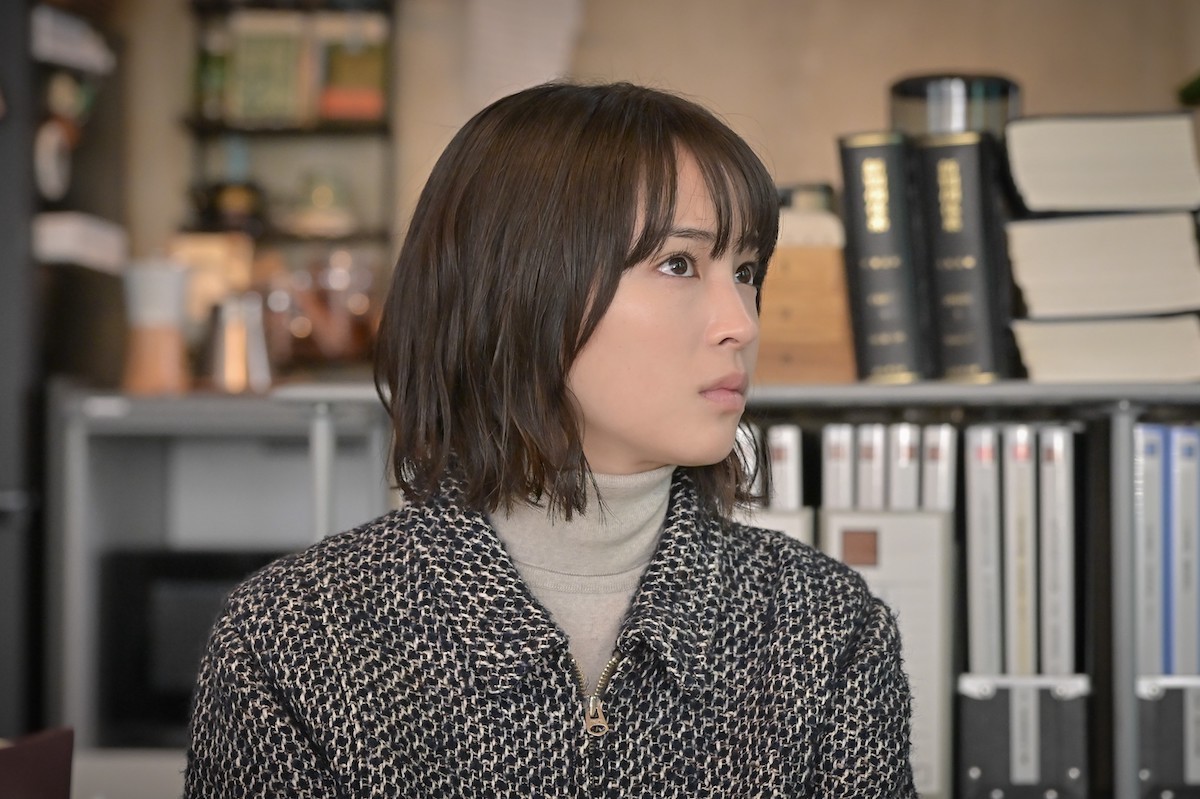 広瀬すず主演、現在と過去2つの事件が交錯する本格サスペンス『クジャクのダンス、誰が見た？』今夜スタート