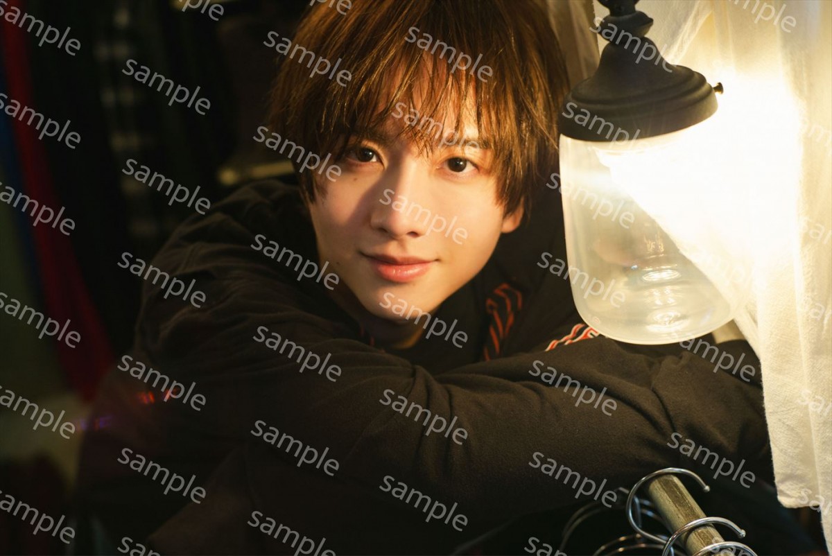 板垣李光人、“レトロヴィンテージ”をテーマにした新カレンダー3.15発売！　表紙＆特典イメージ、メイキング映像公開