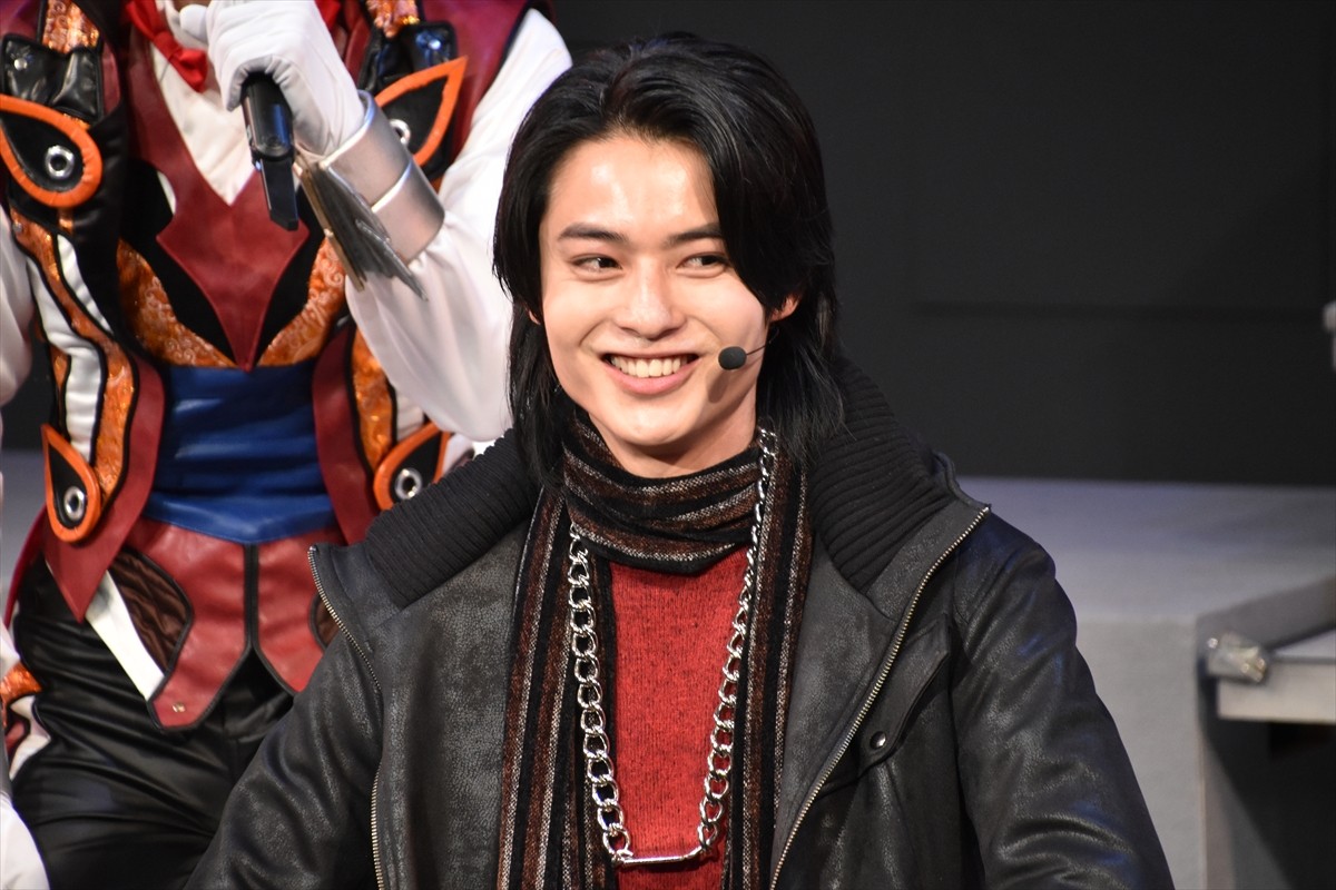 冬野心央、『ナンバーワン戦隊ゴジュウジャー』制作発表イベントに登場