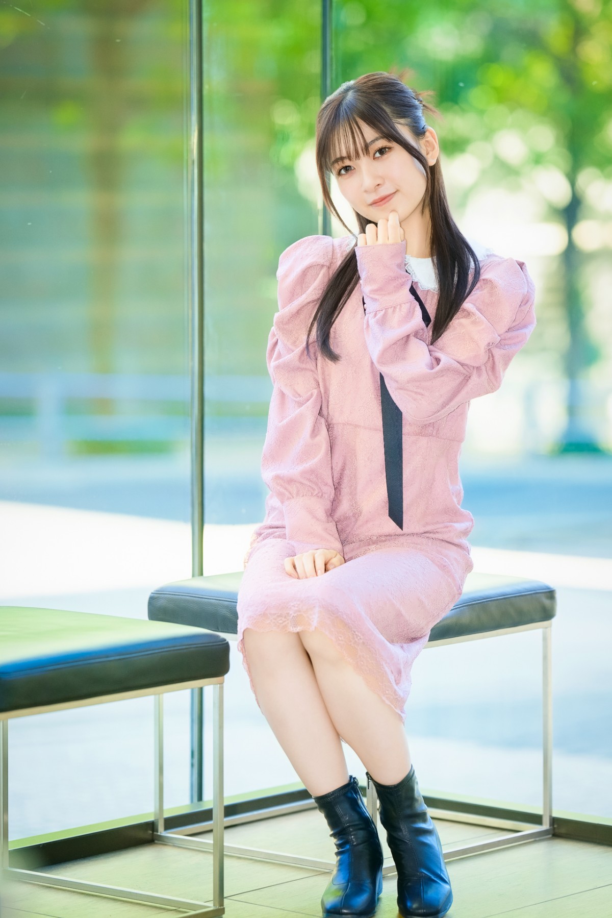 鈴原希実「ファンの声が原動力」—— 1st写真集『届け』に込めた感謝と新たな一歩