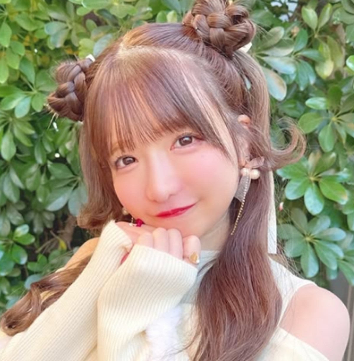 もえあず、近影　※「もえあず」インスタグラム