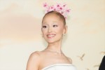 アリアナ・グランデ、映画『ウィキッド ふたりの魔女』ジャパンプレミアイベントに登場