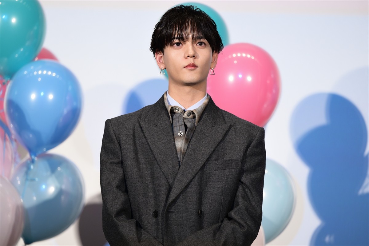 宮世琉弥、自身のアイディアで壁ドンのシーン追加　感想は「悪くないよね」