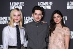 『名もなき者』ティモシー・シャラメ、エル・ファニング、モニカ・バルバロのインタビュー映像解禁