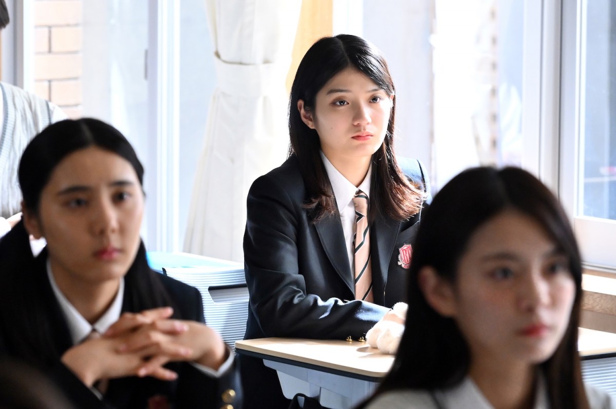 『御上先生』第7話　“御上”松坂桃李、“椎葉”吉柳咲良を心配する生徒たちに“ある問題”を提起