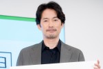 竹野内豊、「大人の休日倶楽部」プレス発表会に登場