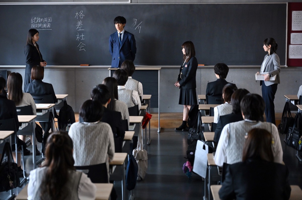 『御上先生』“御上”松坂桃李、万引きした生徒の目の前で“爆買い”　称賛続々「男前」「ボロボロ涙出た」