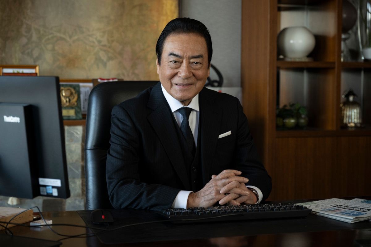 阿部寛主演『キャスター』、テレビ局会長役に高橋英樹！　番組スタッフ役には音尾琢真・岡部たかし・宮澤エマら6名決定