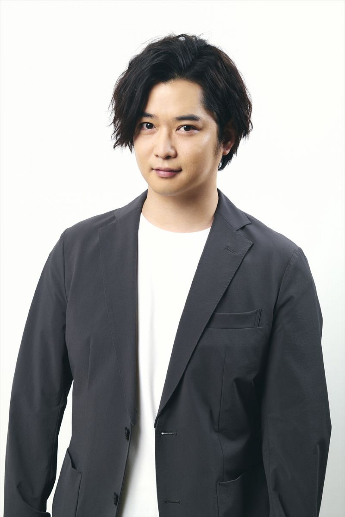 吉瀬美智子＆千葉雄大、『ダメマネ！』出演決定！　豪華キャスト集合の賑やかポスターも解禁