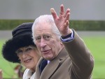 英チャールズ国王、がん治療の副作用で病院へ　すでに退院し自宅で療養
