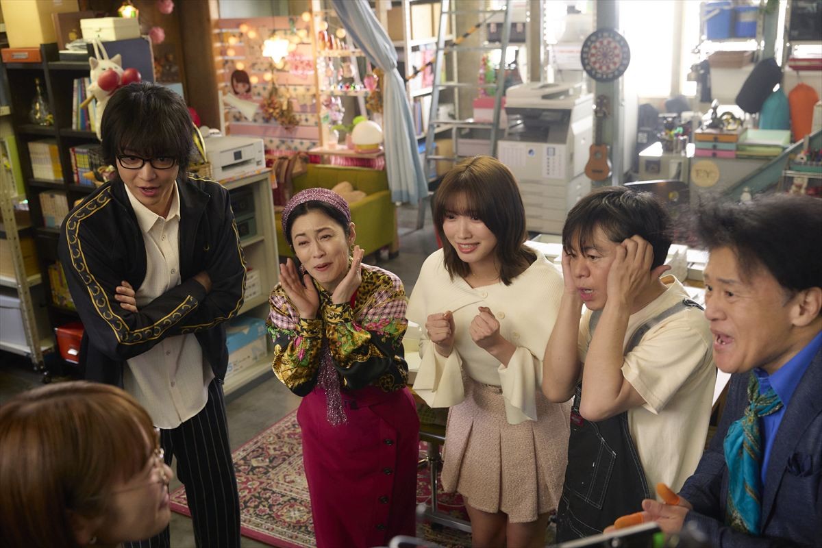 川栄李奈主演『ダメマネ！』橋本じゅん、濱田マリら濃いキャラぞろいの“芸能4部”5名が出演決定！