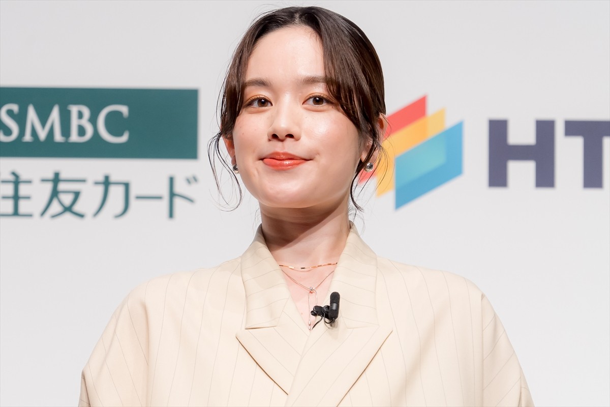 筧美和子、結婚発表後初の公の場　新婚旅行の行き先は「協議中」