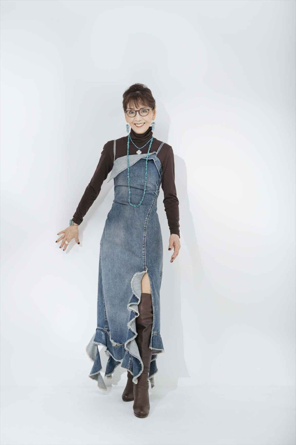 柏木由紀子、おしゃれなファッションが大人気　好奇心旺盛に自分らしく“77歳の今”を楽しむ
