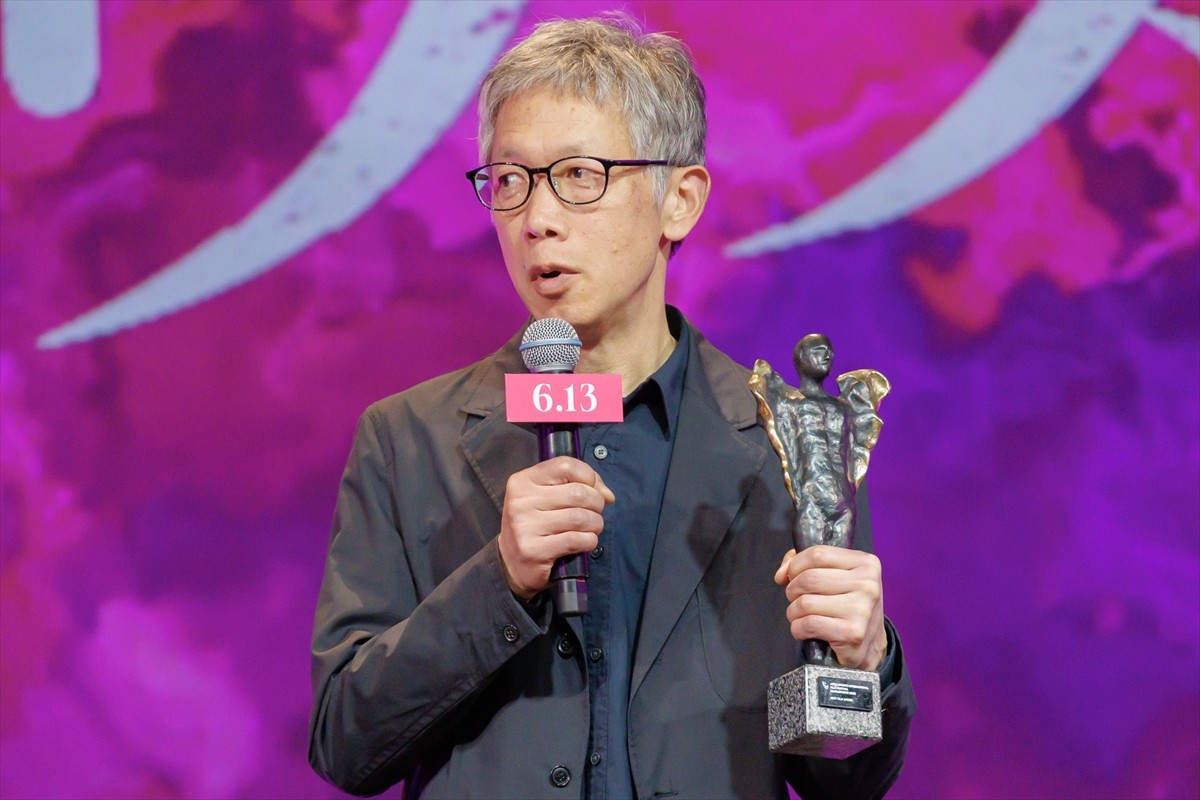 長澤まさみ、主演作『ドールハウス』での“ムンク顔”に矢口史靖監督「これを見たらたぶんトイレも行かれない」