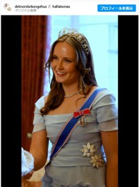 ノルウェー王室イングリッド・アレクサンドラ王女が公式晩さん会に初出席　※「ノルウェー王室」インスタグラム