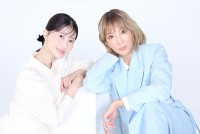 （左から）夢咲ねね、柚希礼音
