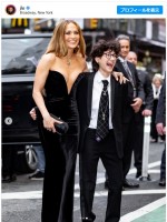 ジェニファー・ロペス、17歳の娘エメと『グッドナイト＆グッドラック』プレミアに　※「ジェニファー・ロペス」インスタグラム