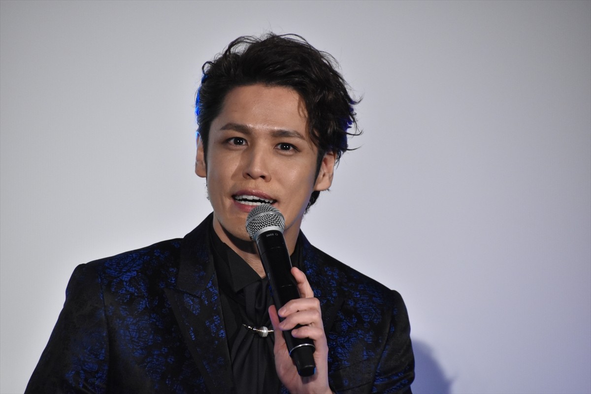 上白石萌歌、向井理の“座長っぷり”を絶賛「会うたびに拝みたくなる」