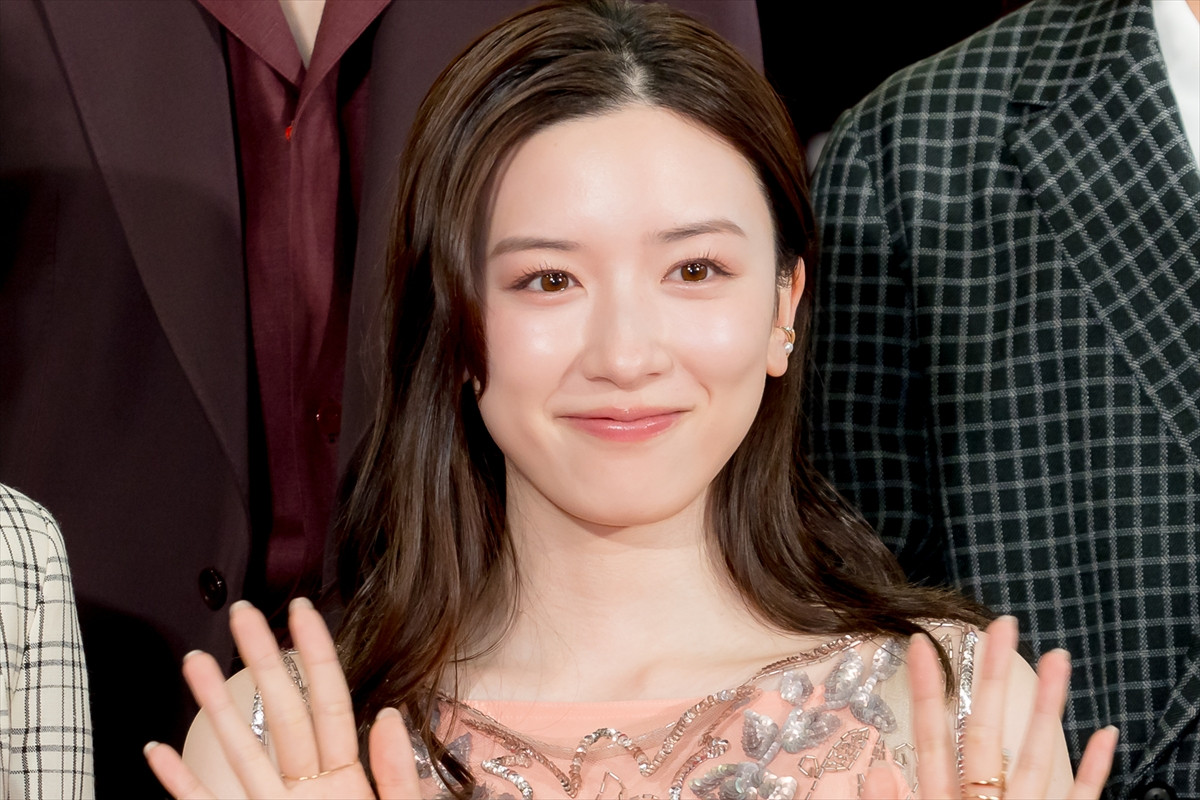 永野芽郁、高校生からの大歓声に笑顔「一瞬で眠気が覚めました」