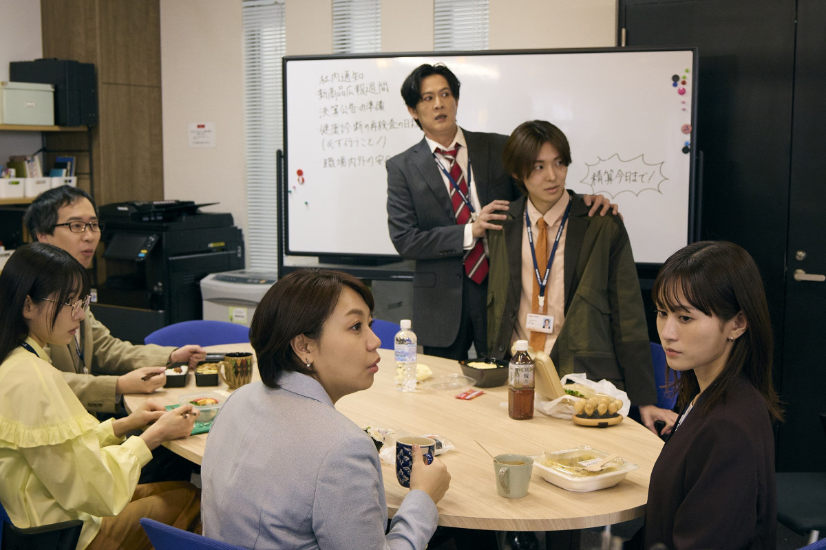 『人事の人見』松本まりかの涙を浮かべる演技に反響「自然そのもの」「引き込まれちゃう」