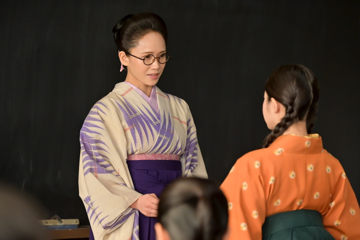『あんぱん』“蘭子”河合優実、“豪”細田佳央太を見つめる視線が切ない　ネット悶絶「恋心に気づいて」